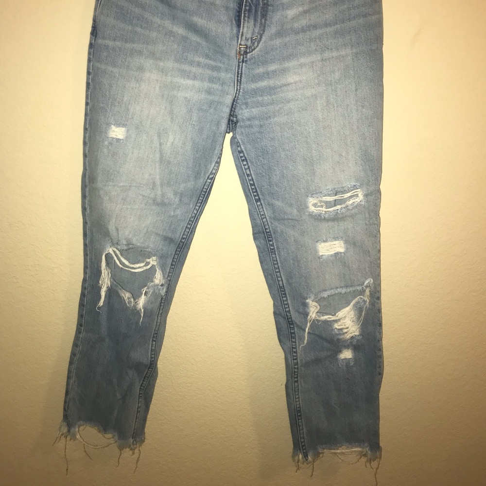 Abercrombie & Fitch Distressed Boyfriend Jeans